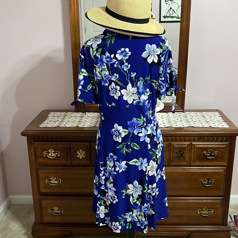 Chaps Floral Fit and Flare Dress - Picture 4 of 6